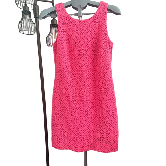 EUC - Lilly Pulitzer Hot Pink Textured Shift Dress – Size Small - Picture 1 of 6